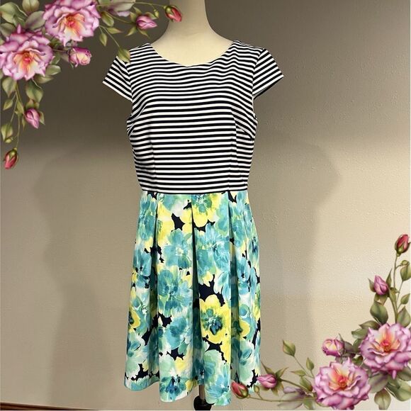 Madison Leigh striped floral short sleeve knee length scoop neck dress size 12 - Picture 1 of 15